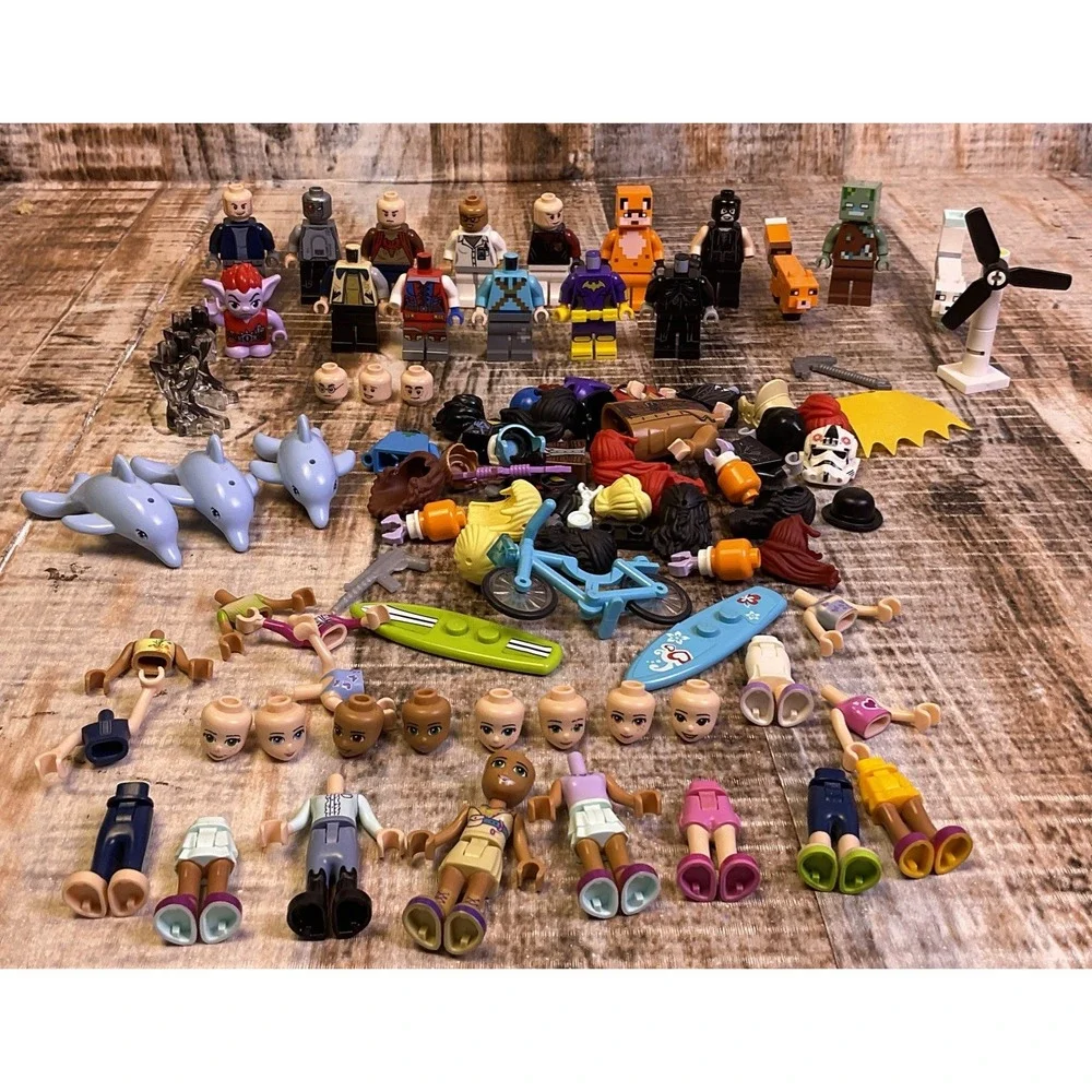 Mixed Lot of Lego Parts & Pieces-Mini Figures/Friends & Weapons